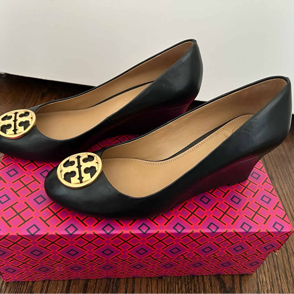 Tory Burch Black Chelsea Wedges with Gold Accent, NWT